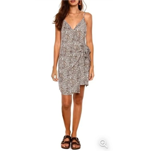 REVOLVE x Heartloom Mini wrap dress Leopard print Mobwife Lightweight S - Picture 2 of 10